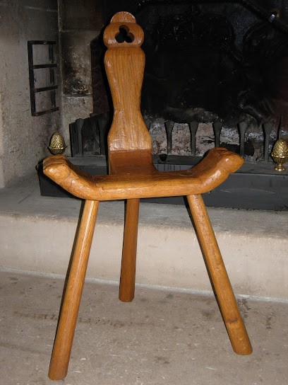 Menuiserie Ebénisterie Kremenski - Bois, PVC, Alu, Volets roulants, Menuisier à Cérilly