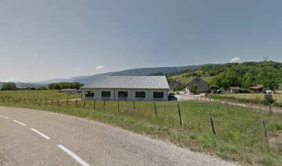 CLM, Menuisier à Belmont-Luthézieu