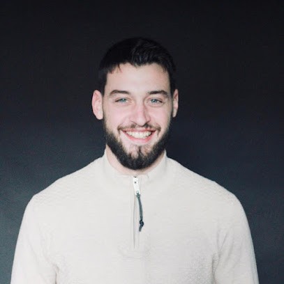 GG FERMETURES, Menuisier à Tigy