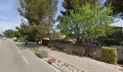 Aluréenne : Gestionnaire Battini Jean-Marc, Menuisier à Châteauneuf-les-Martigues