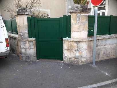 RMBA, Menuisier à Arcachon