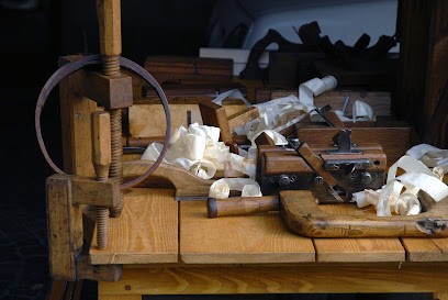 Menuiserie Morvan-Le Strat, Menuisier à Antony