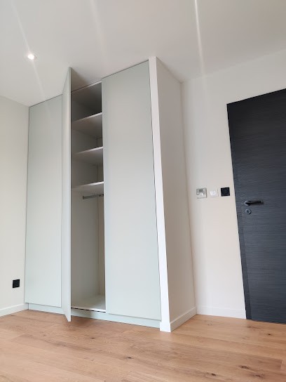 Yildiz menuiserie, Menuisier à Miribel