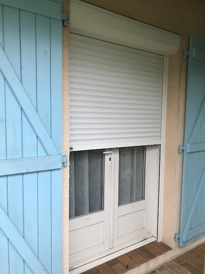 Bassin Fermetures, Menuisier à Mios