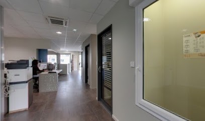 Jean-Paul Gautier, Charpentier à La Roche-sur-Yon