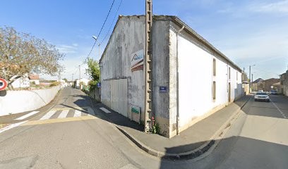 L'entreprise Charpente Boton Est Fermée, Charpentier à Thénezay