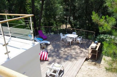 Couty et Fils, Menuisier à Rioux