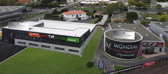 Groupe Mondial, Menuisier à Bruges