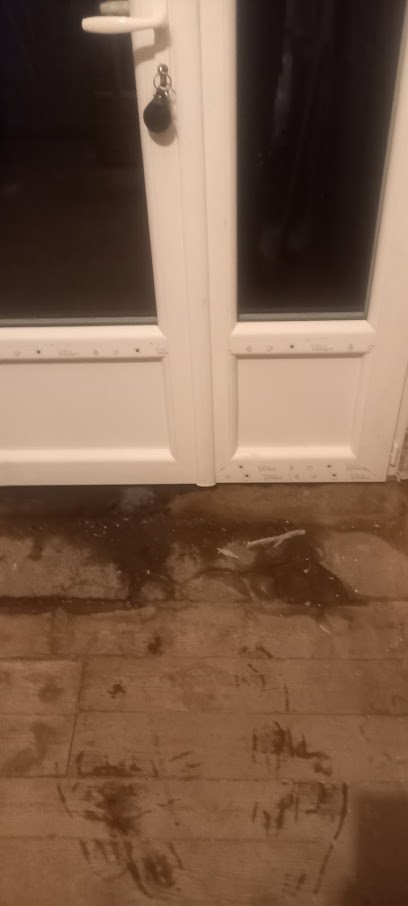 Distri Menuiserie, Menuisier à Decazeville