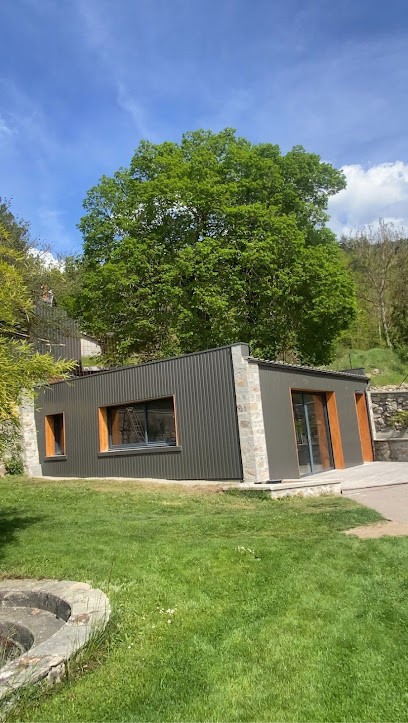 Essentiellement bois, Menuisier à Saint-Laurent-en-Beaumont