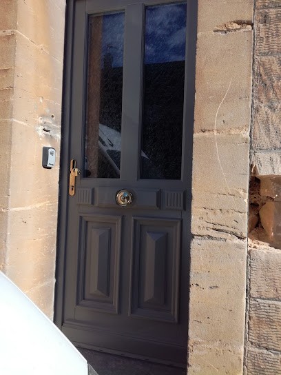 Menuiserie Thiry Dominique Ardennes, Menuisier à Aiglemont