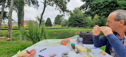 Aprobois Des Feuillardiers, Menuisier aux Cars