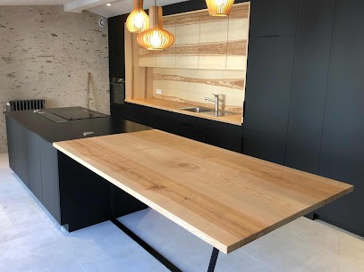 Abmi, Menuisier à Verrières-en-Anjou