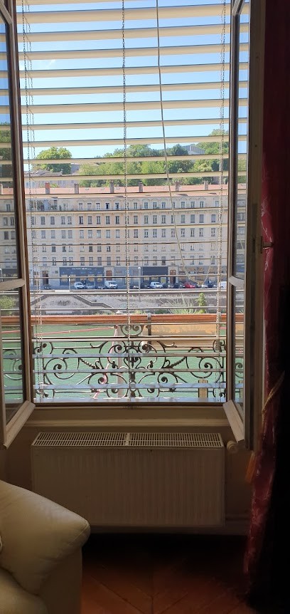 Jalousies Du Rhône, Menuisier à Vaulx-en-Velin