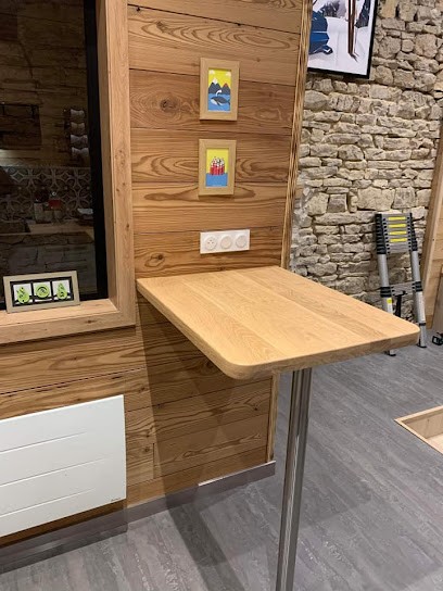 HO WOODWORK, Menuisier à Bannans