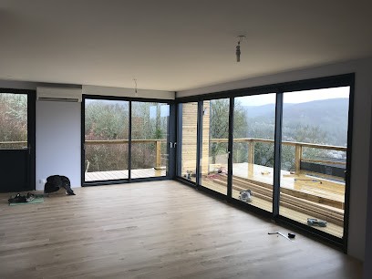 Valet Charpente-menuiserie, Charpentier à Saint-Pantaléon-de-Larche