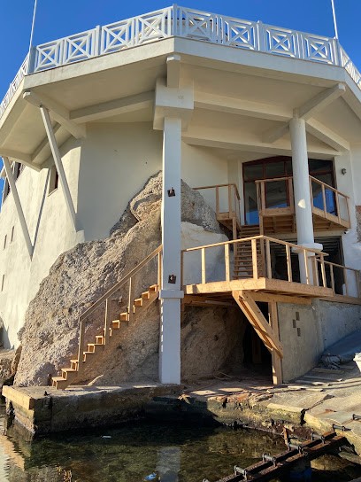 Structure Libre, Charpentier à Marseille 01