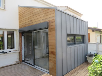 Charpenterie De L'Estuaire, Charpentier à Saint-Seurin-de-Bourg