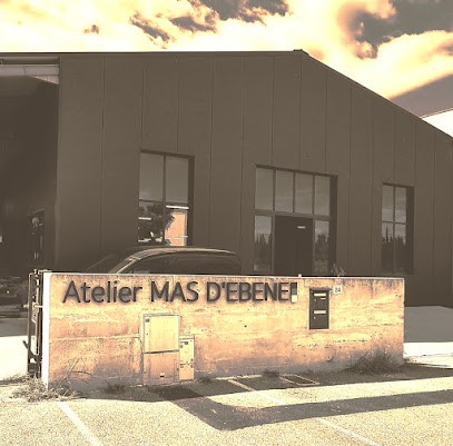 Mas d'Ebene, Menuisier à Eygalières