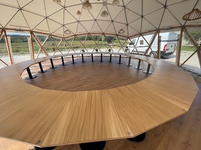 Woodstock and Arts, Menuisier à Saint-Léonard