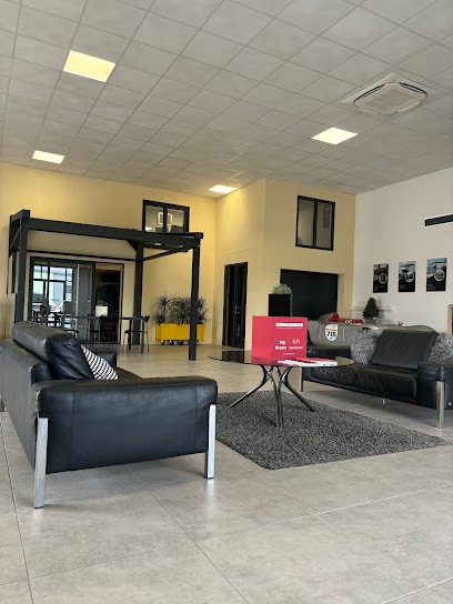 HINEO, Menuisier à Vedène