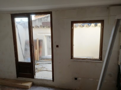 Mouton Emmanuel, Menuisier à Névian