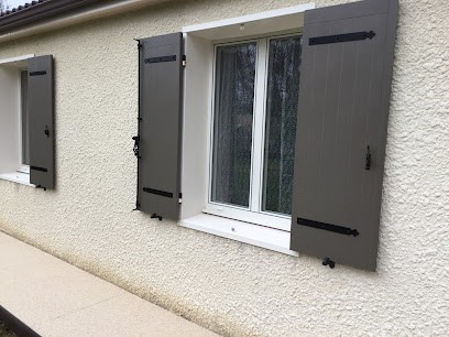 VUE D'ICI, une société du groupe SOTHOGAM, Menuisier à Varaize