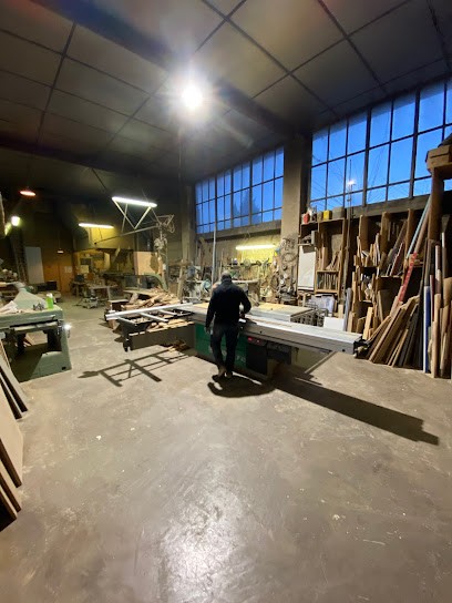 Menuiserie Modele Atelier, Menuisier à Cadenet