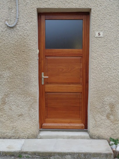 Petit Bruno Menuiserie, Menuisier à Allex