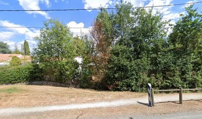 Authentique Bois, Menuisier à L'Herbergement