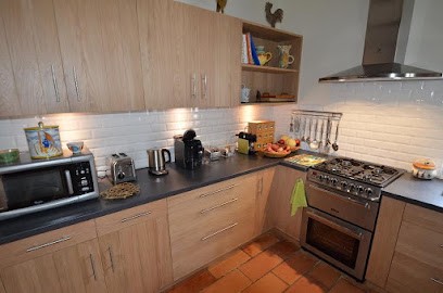 Composition Bois, Menuisier à Surgères