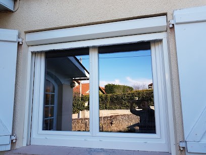 Dutour Jean Luc, Menuisier à Saint-Romain-le-Puy