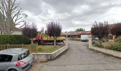 Charpente Menuiserie Rénovation JM3, Charpentier à Émalleville