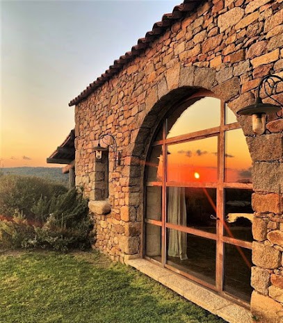 LA BOUTIQUE DU MENUISIER /ART DIFFUSION 2B, Menuisier à Porto-Vecchio