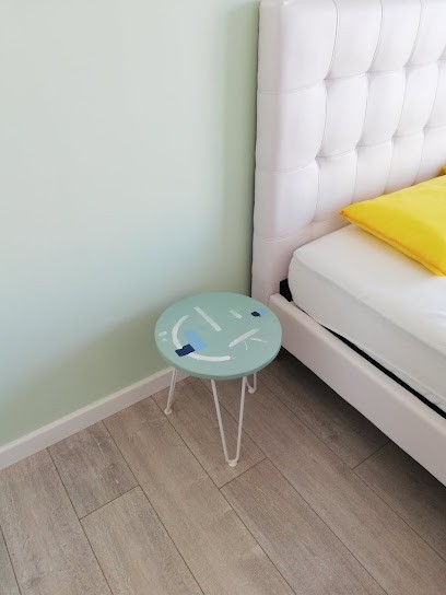 Sept Apaches, Menuisier à Pérols