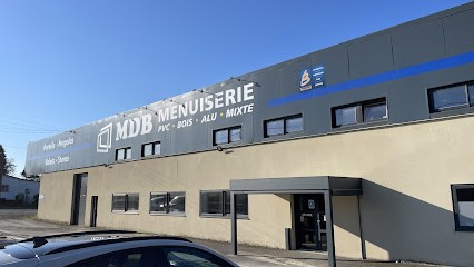 MDB, Menuisier à Favars