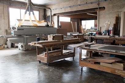 Menuilor - Groupe H, Menuisier à Ferrières