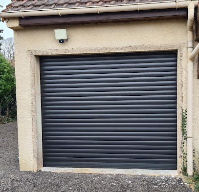 AUTOMATISME FERMETURE PELUCHE, Menuisier à Sainte-Gemme-Moronval