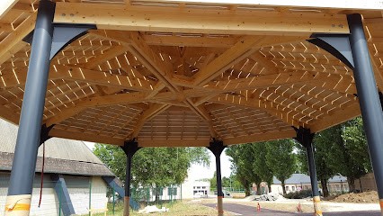 Girard Ouvrages Bois, Charpentier au Malesherbois