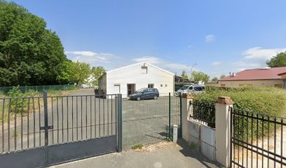 P.c.s., Menuisier à Vernouillet