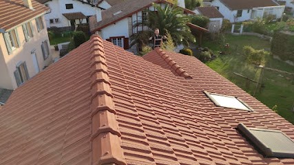 A.M.C, Menuisier à Hasparren