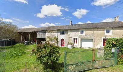 C Praud 86, Menuisier à Amberre