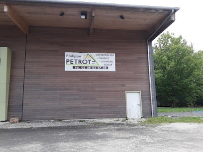 Petrot Sarl, Charpentier à La Ferté-Saint-Aubin