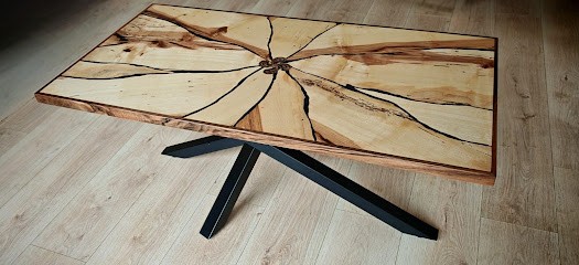 Lizwood & Lokiri, Menuisier à Caylus