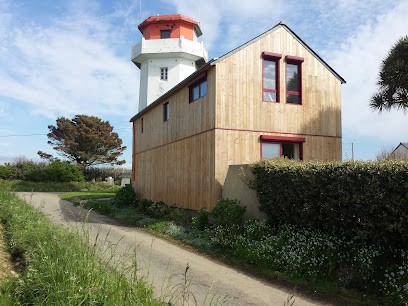 SOS HABITAT DURABLE, Charpentier au Conquet