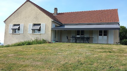 Komilfo Janicki Ets. à Montceau-les-Mines - Fenêtres, Menuiseries, Pergolas, Stores, Menuisier à Blanzy