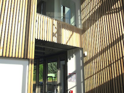 MENUISERIE SMBI, Menuisier à Sainte-Savine