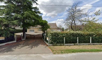 M. Loup Xavier, Menuisier au Fidelaire