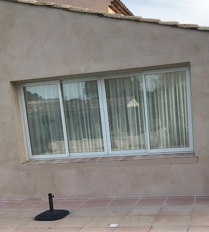 Golfe Alu Automatisme, Menuisier au Muy