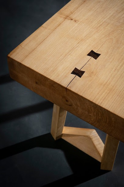 emerVsens, Menuisier à Saint-Jean-d'Arvey